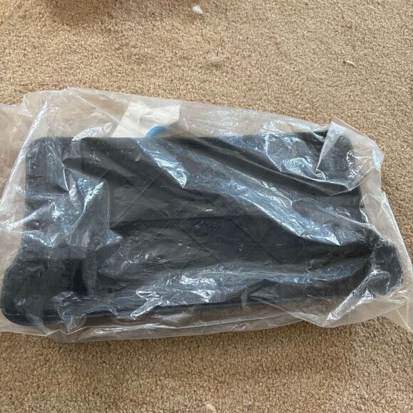 Premium OEM License Plate Bracket 04857351AB *NEW* - Picture 3 of 4